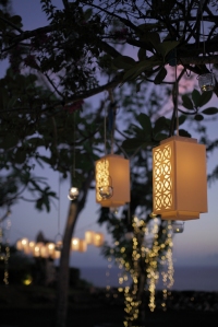 Decorative lanterns LR